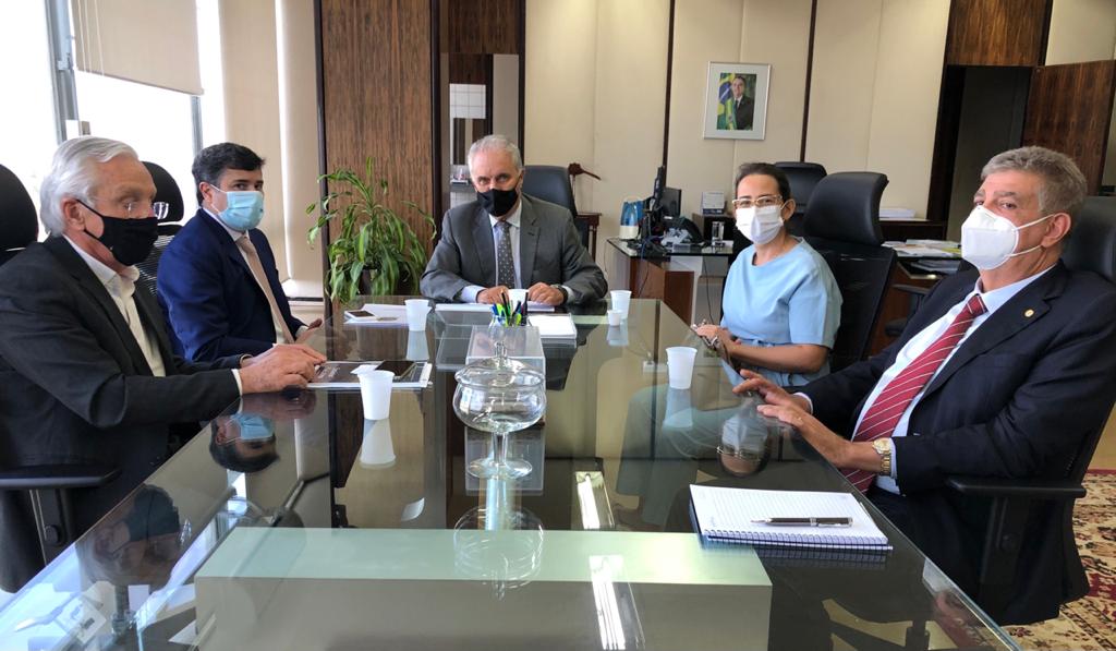 Deputado atua para o fortalecimento da avicultura