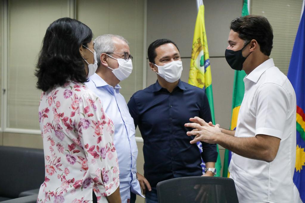 Anderson Ferreira apresenta programa de Economia Solidária ao prefeito de Gravatá