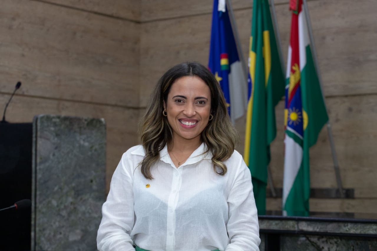 Aline promove live sobre participação de mulheres na política