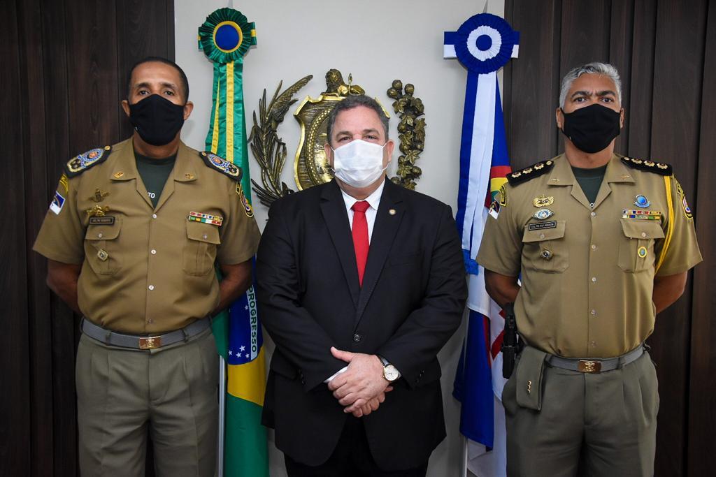 Eriberto debate prioridades da PMPE com novo comandante