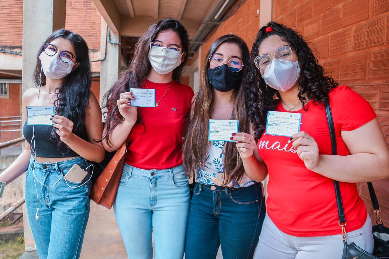 Garanhuns avança na vacinação de estudantes da UPE