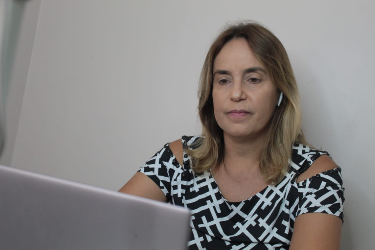 Projetos de Alessandra Vieira apoiam mulheres vítimas de violência doméstica