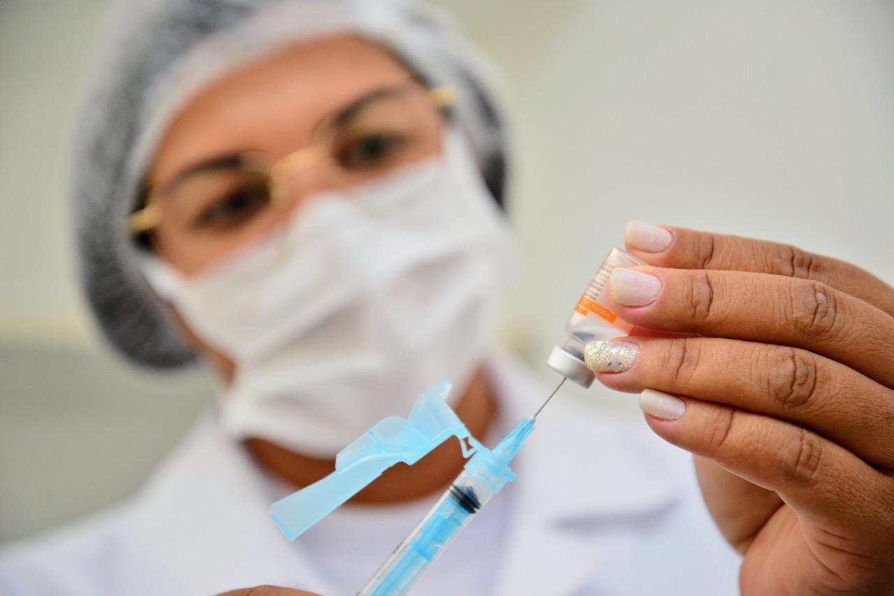 Camaragibe amplia vacinação para pessoas a partir dos 48 anos