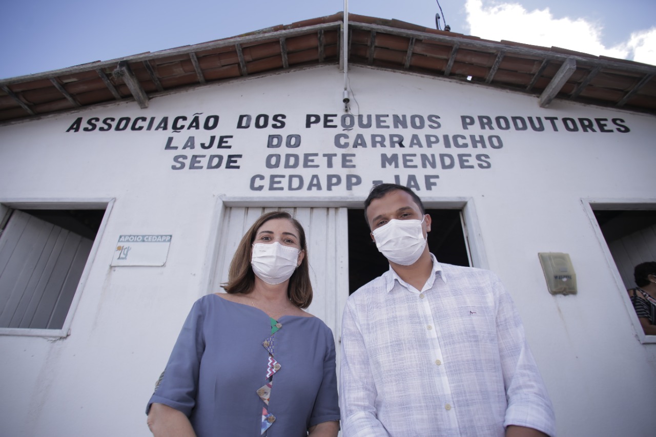 Simone Santana destina emenda para cooperativa de Alagoinha