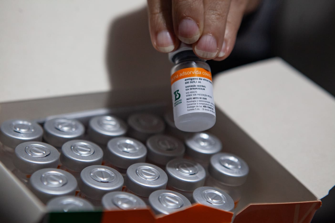 Pernambuco recebe 136 mil imunizantes contra a Covid-19