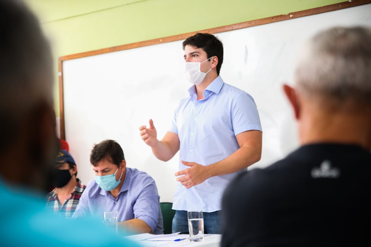 Antonio Coelho se reúne com Incra e lideranças rurais de Parnamirim