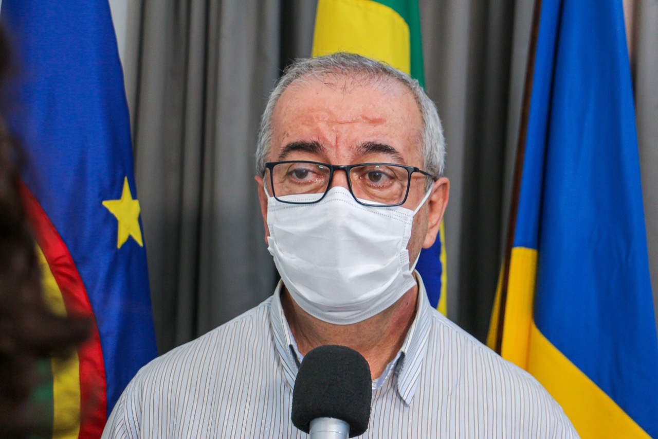 Prefeito de Gravatá é internado na UTI com Covid-19