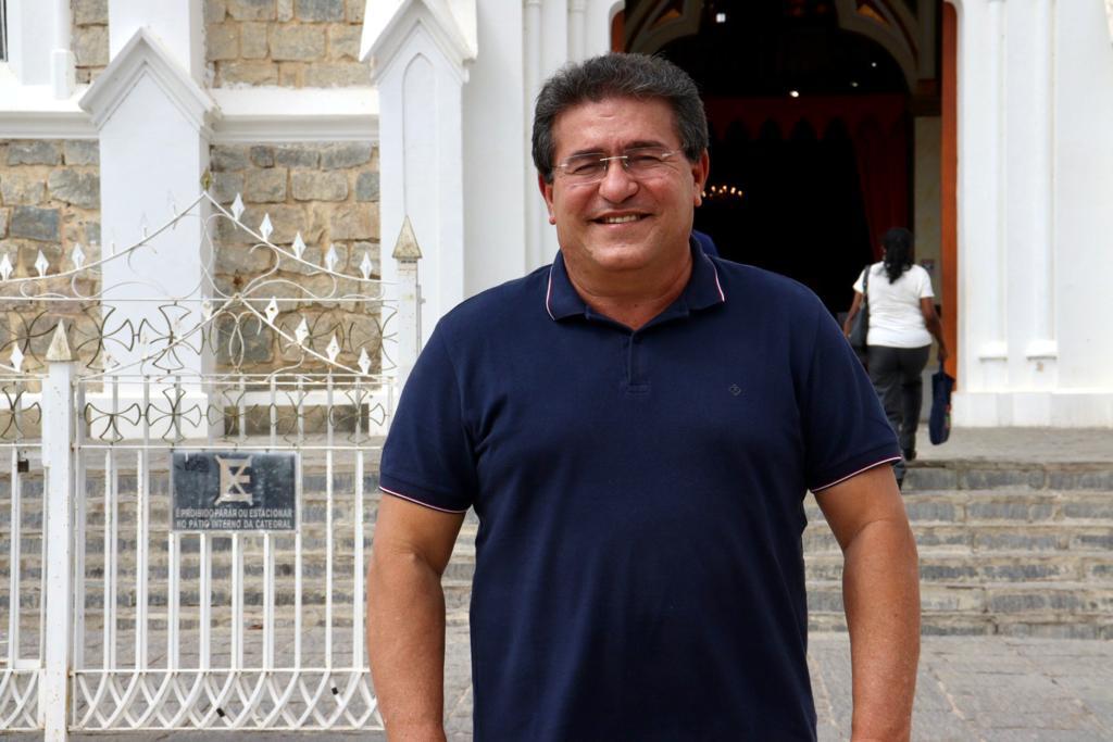 Duque inicia caravana pelo estado