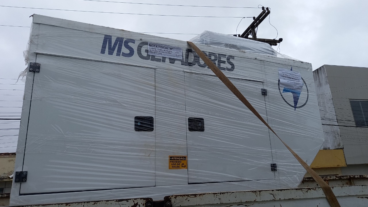 Prefeitura de Santa Cruz adquire gerador para a AME Infantil