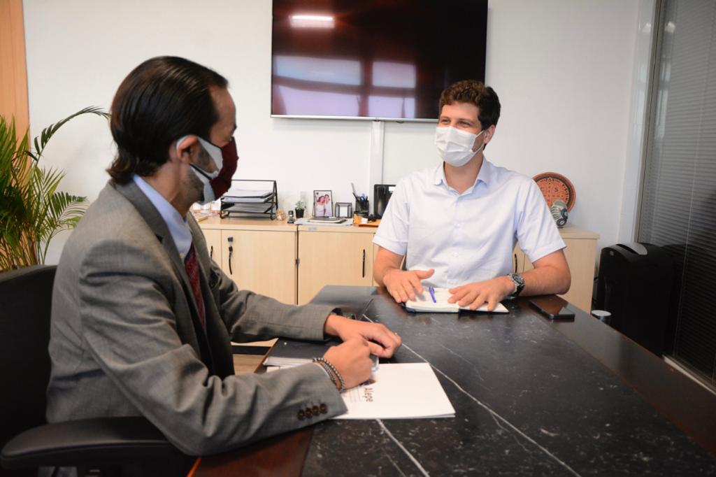 Diogo Moraes discute reforma do Mercado da Mustardinha