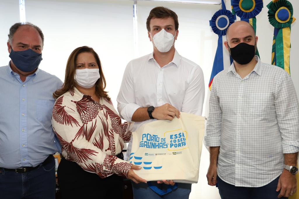 Miguel inicia em Olinda e Ipojuca série de encontros com prefeitos
