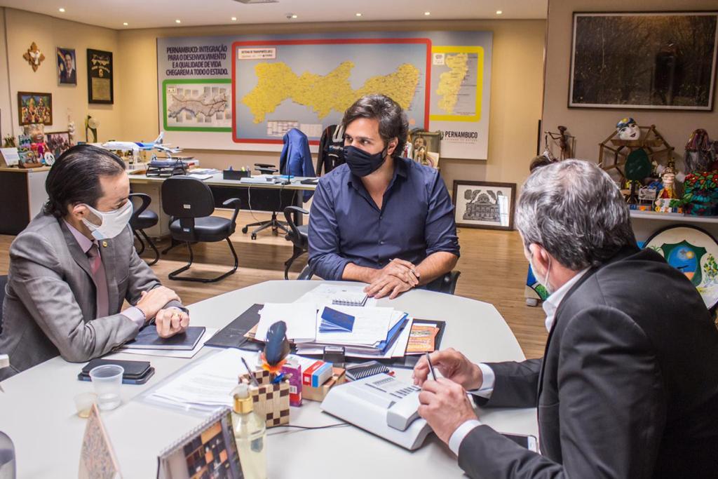 Diogo anuncia conquistas para o Turismo de Jataúba e Santa Cruz