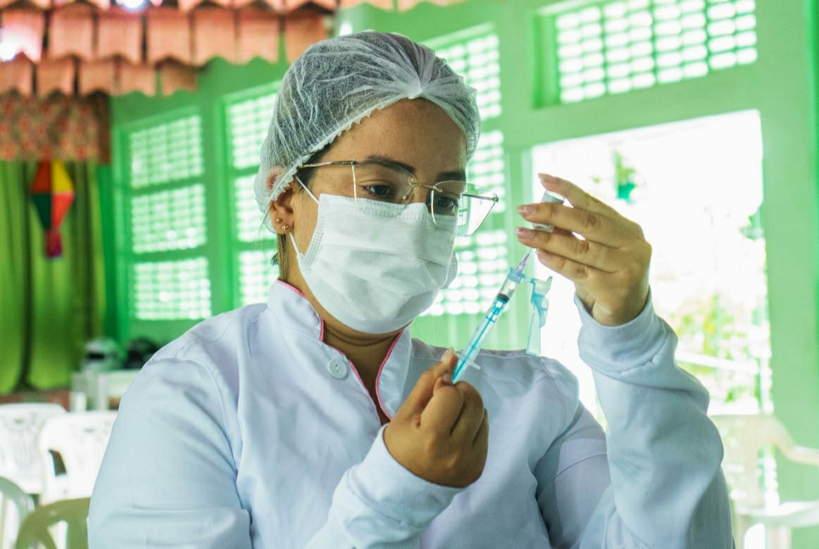 Bezerros inicia vacinação de pessoas a partir dos 39 anos