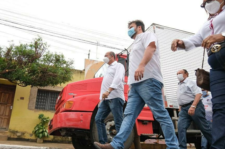 Fernando Filho anuncia R$ 1 milhão para a saúde do Cedro