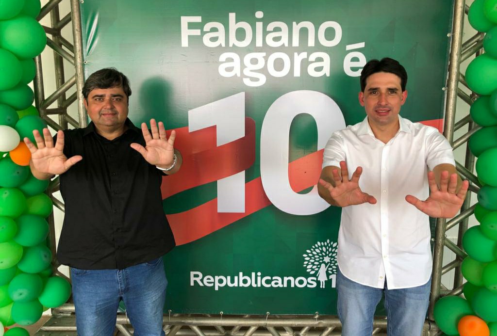 Prefeito de Petrolândia ingressa no Republicanos