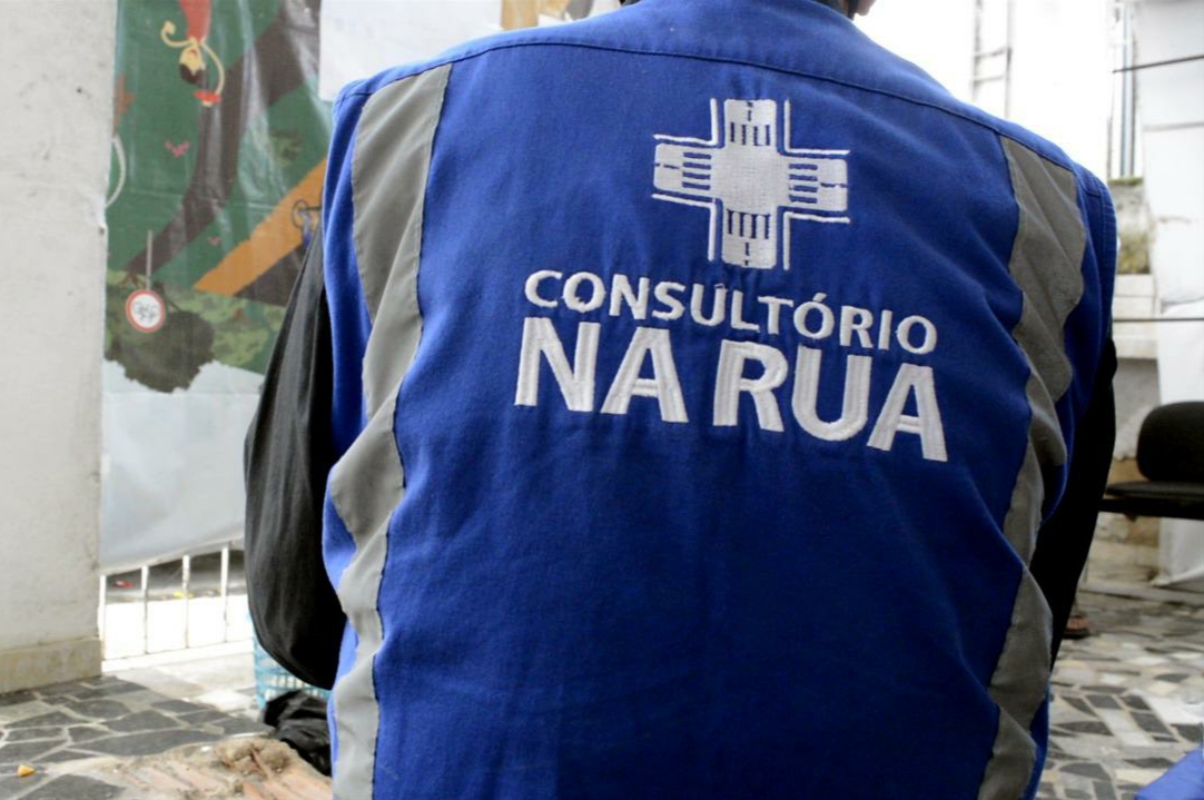 Camaragibe realiza ações para população em situação de rua