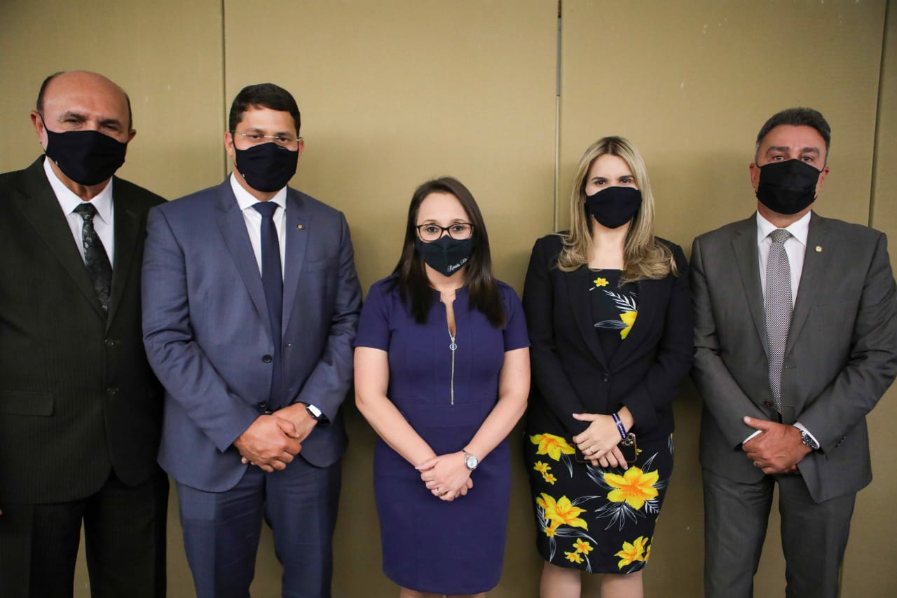 Em Brasília, dirigentes do Podemos se reúnem com família Tércio