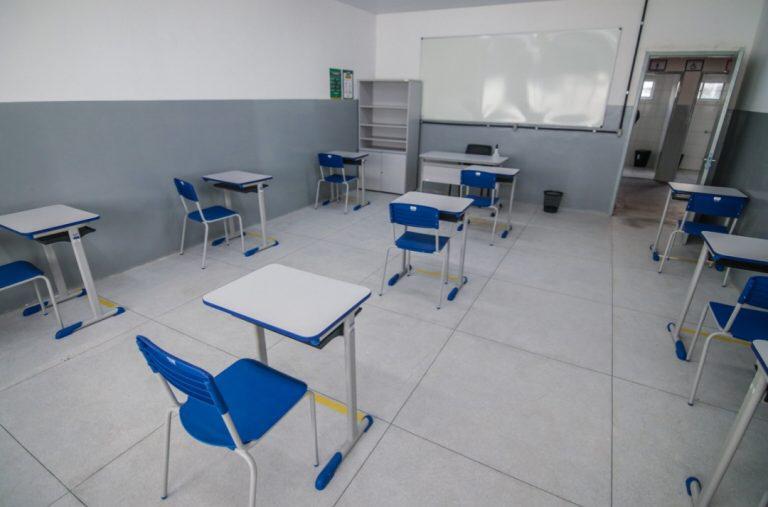 Aulas presenciais da rede municipal de Caruaru retornam em 16 de agosto
