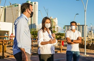 Raquel Lyra entrega nova praça no Bairro Universitário