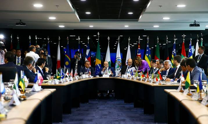 Governadores realizam ato pela democracia nesta segunda (23)