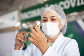 Santa Cruz inicia pré-cadastro para vacinar jovens de 12 a 17 anos