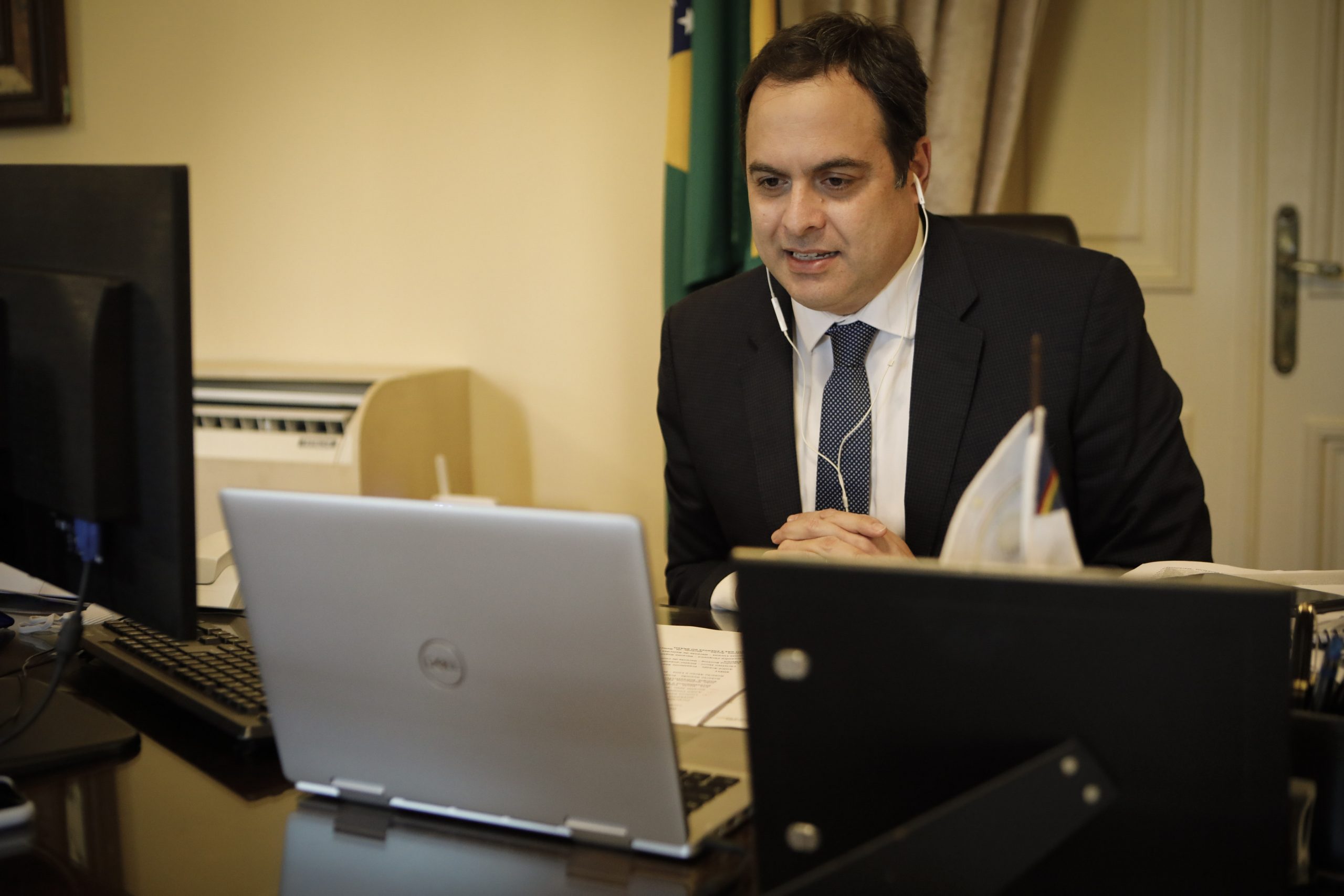 Estado fecha acordo com a Shell para distribuição de gás natural em Pernambuco