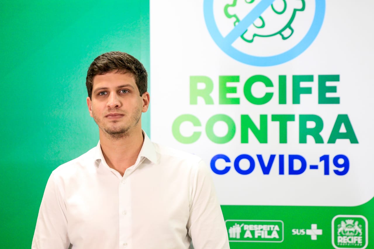 Recife libera vacinação contra a Covid-19 para 14 e 15 anos