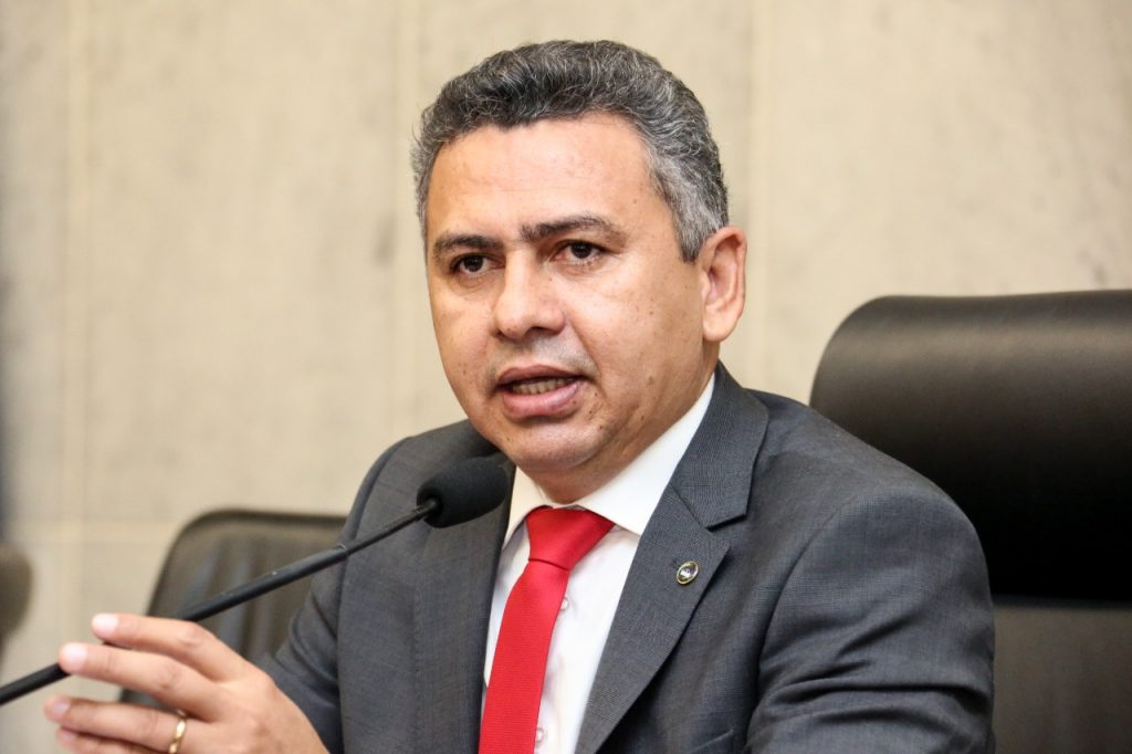 Cenário Político: PT deve reivindicar espaço na majoritária