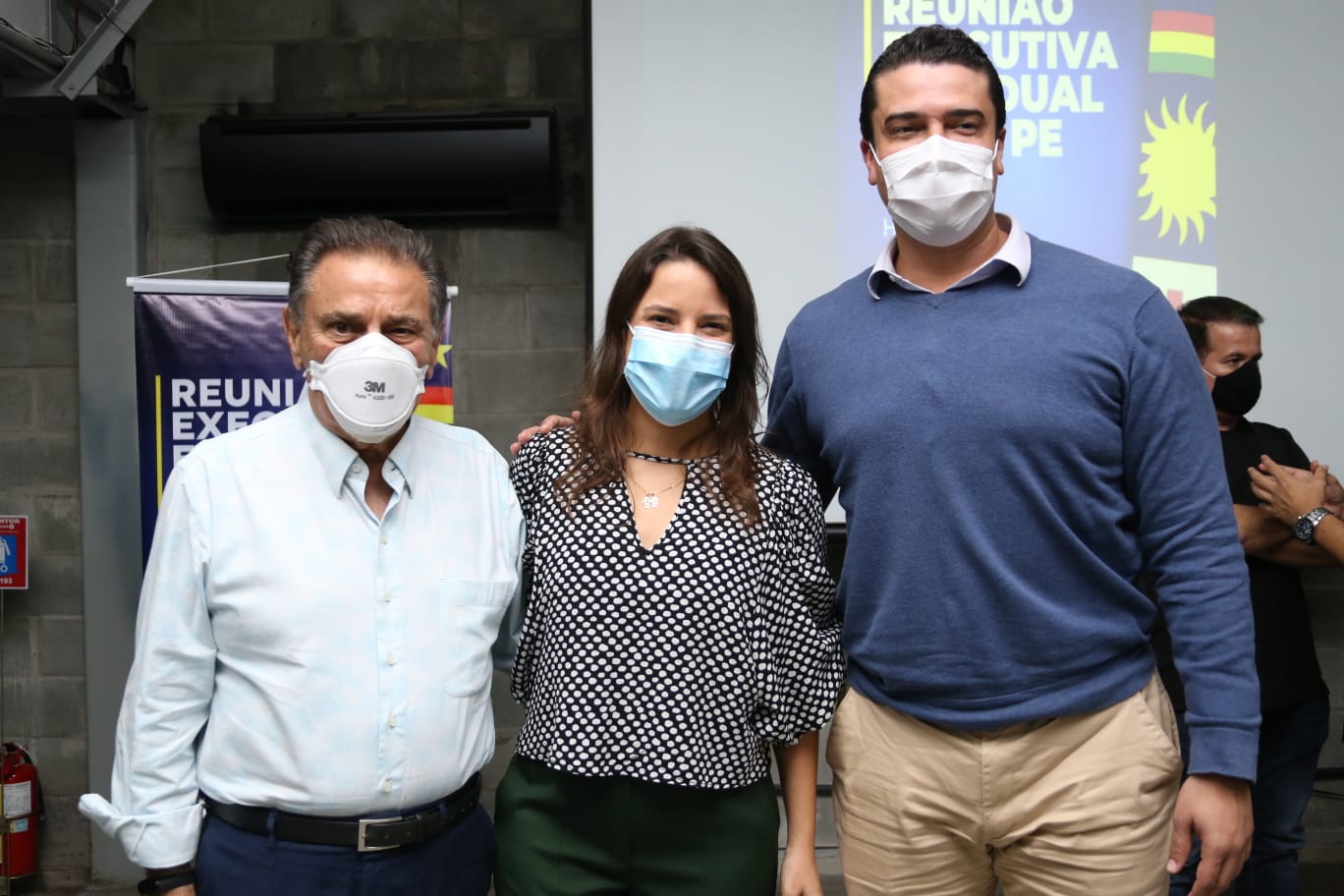 Pinheiro marca presença em reunião da Executiva Estadual do PSDB