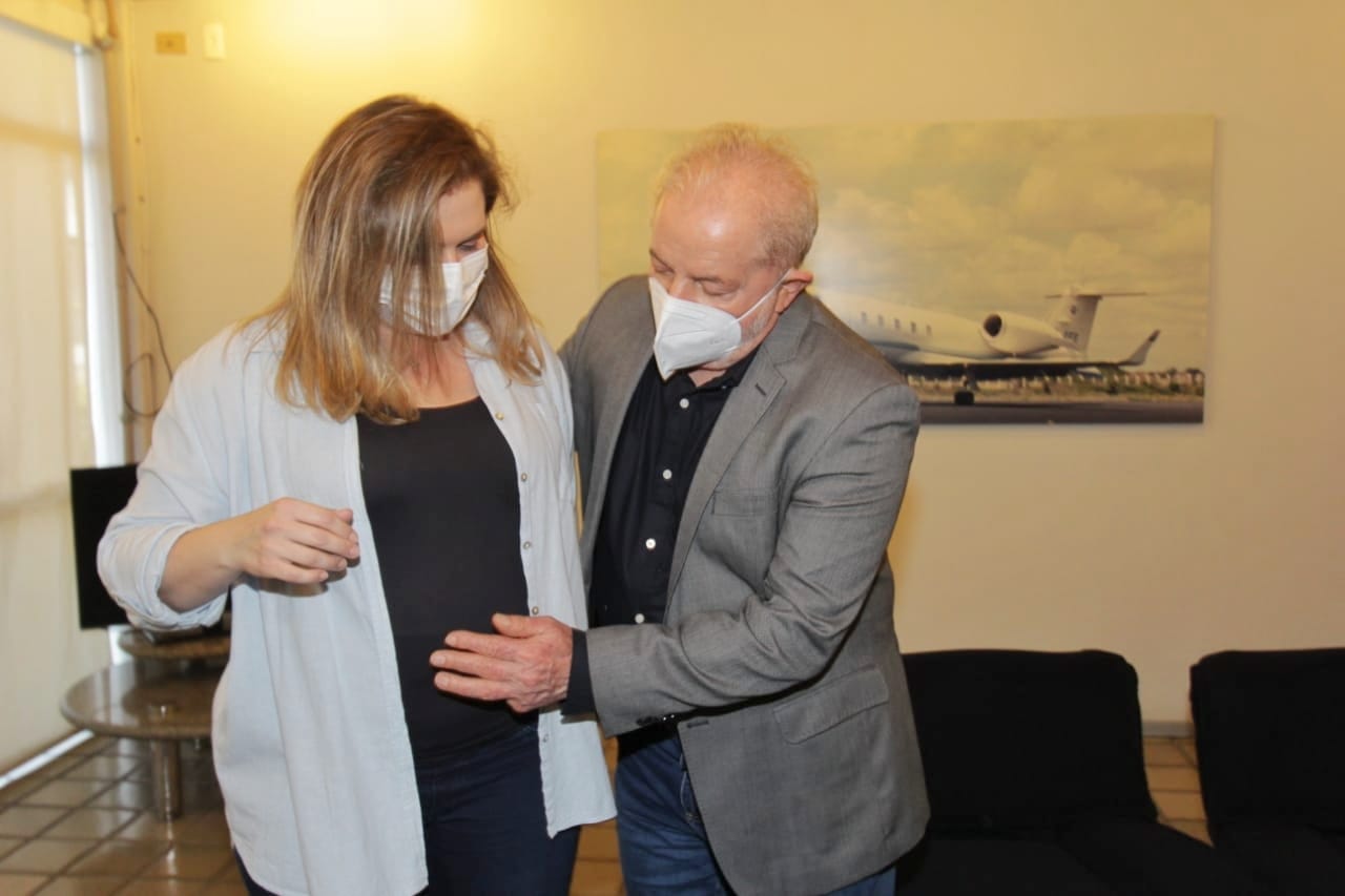 Marília recebe Lula no Recife