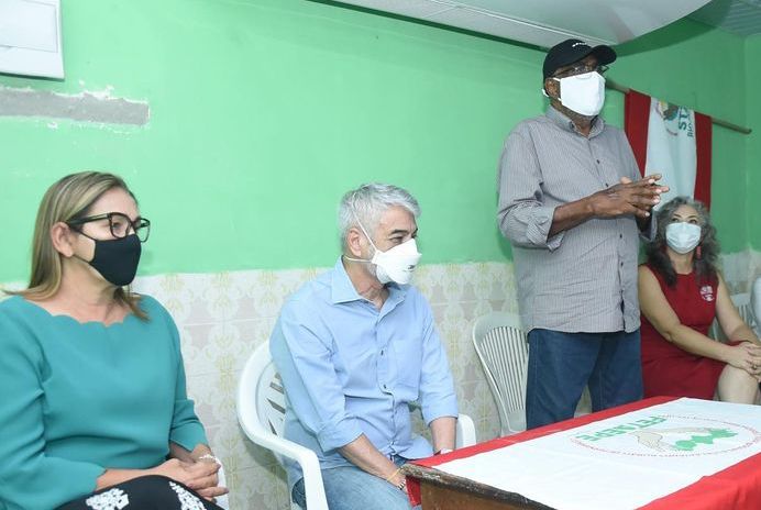 Após pedir impeachment de Sérgio Hacker, Liana Cirne cumpre agenda ao lado de Isabel Hacker