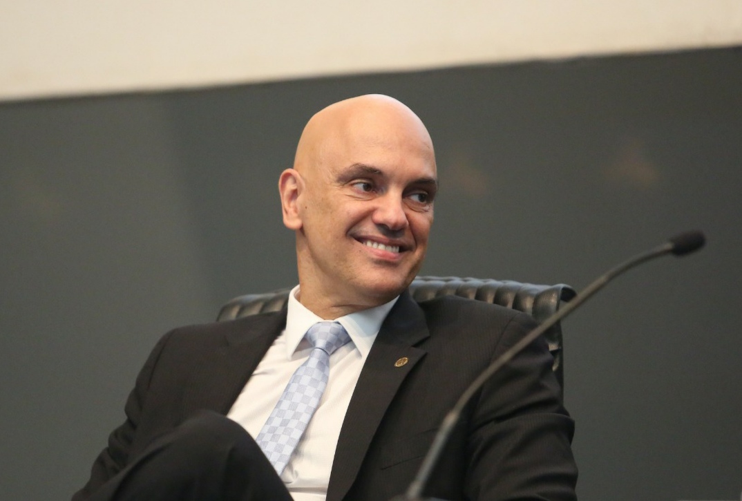 DEM, MDB e PSDB divulgam nota em apoio a Moraes