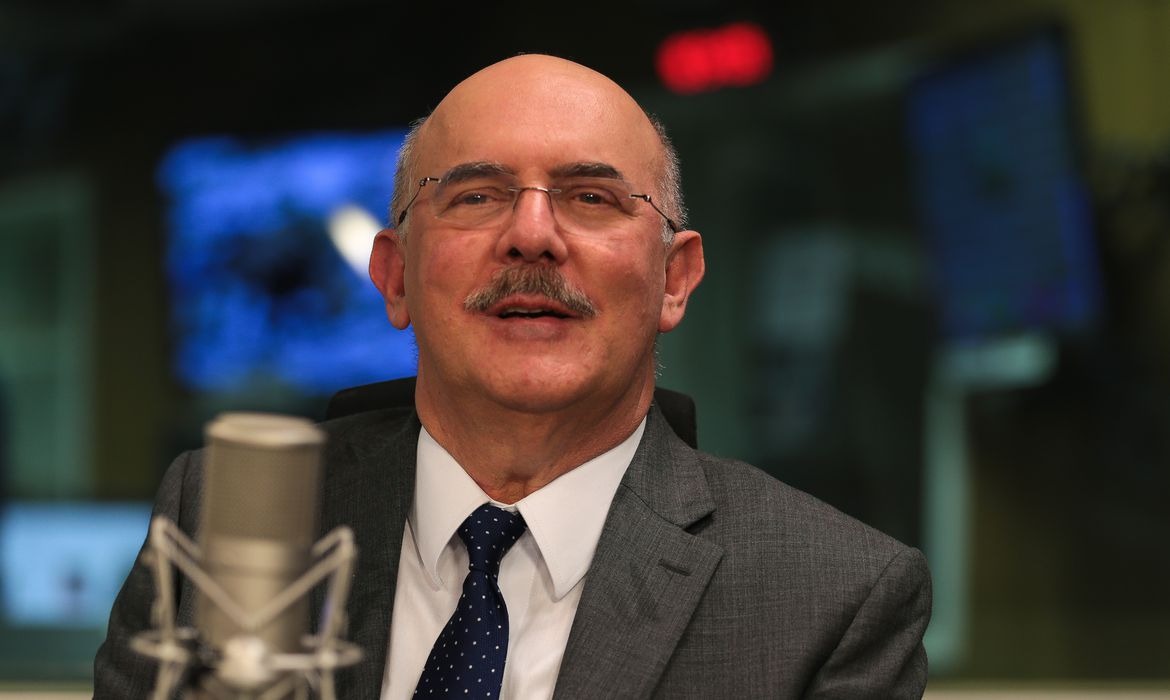 Ministro da Educação diz que “universidade deveria ser para poucos”