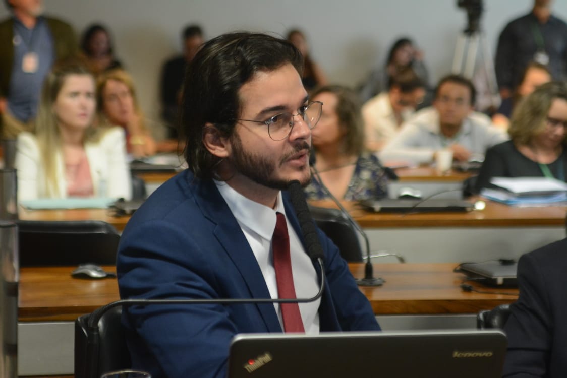 Túlio quer barrar parte do texto do “novo Bolsa Família”