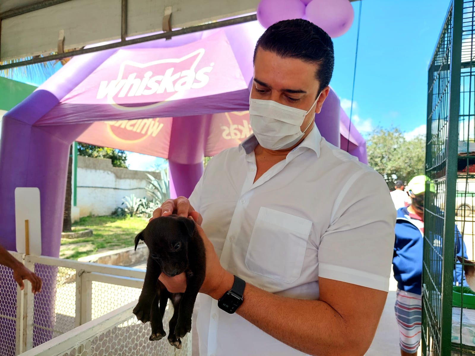 Rodrigo Pinheiro destaca trabalho da AME Animal em Caruaru