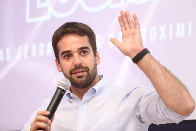 Eduardo Leite recebe apoio de Tasso Jereissati