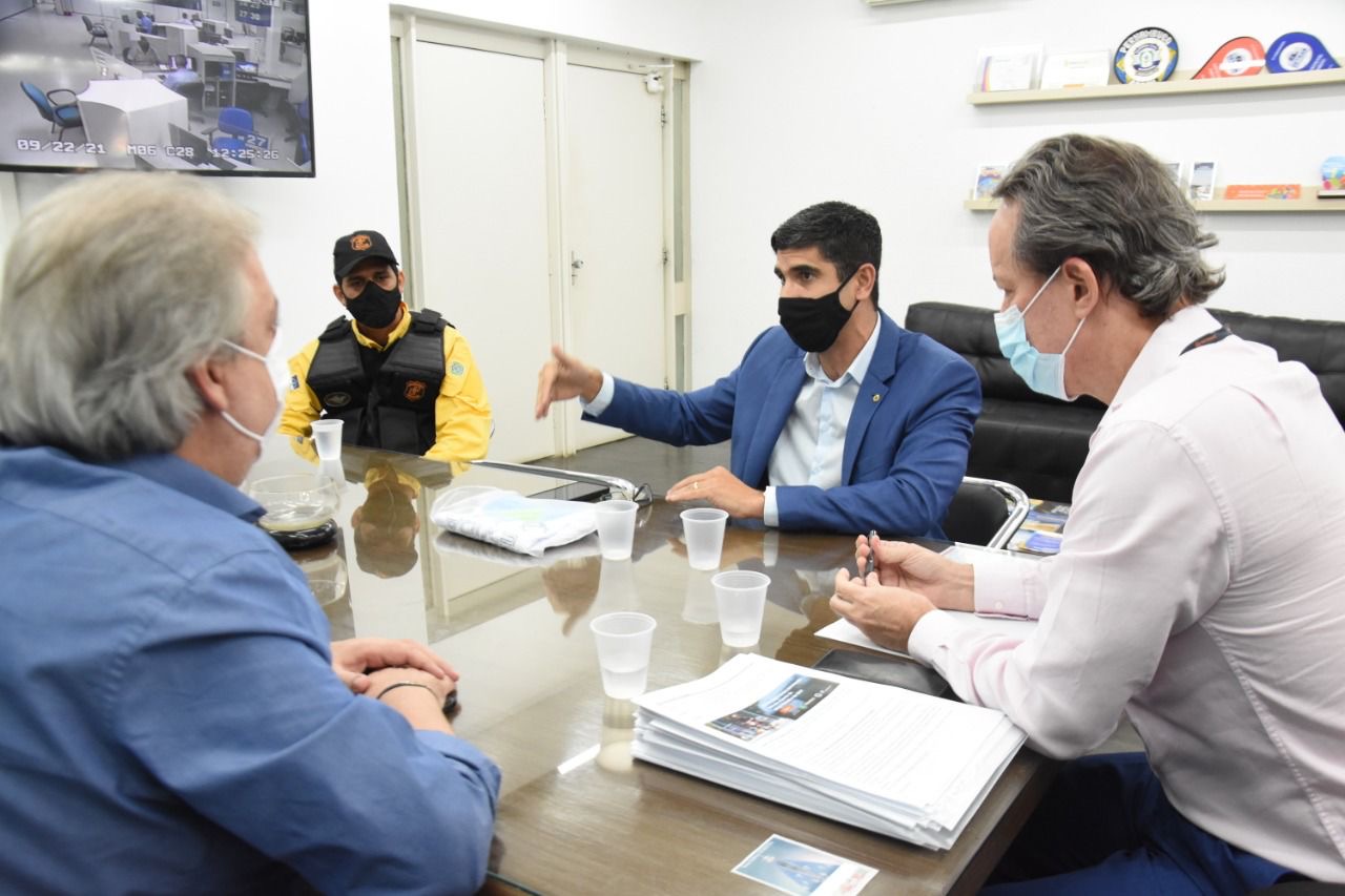 Erick Lessa debate valorização dos agentes de trânsito