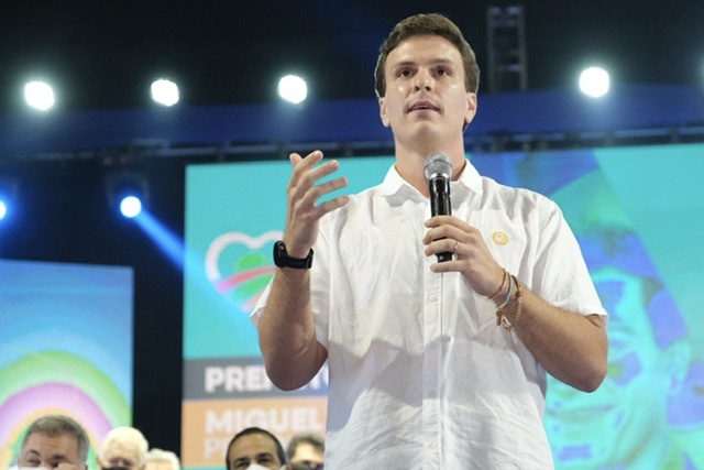 Filiação com clima de convenção