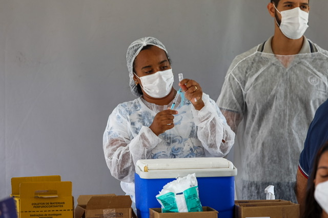 Jaboatão abre cadastro para vacinar adolescentes a partir dos 12 anos