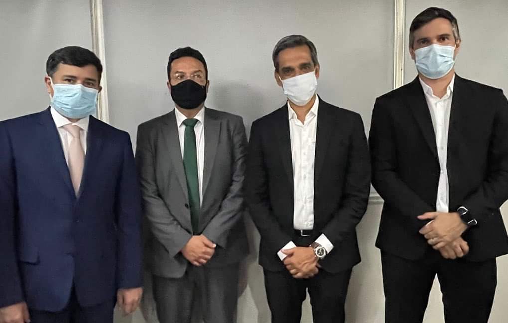 Em Brasília, Fábio Aragão cobra conclusão de obras