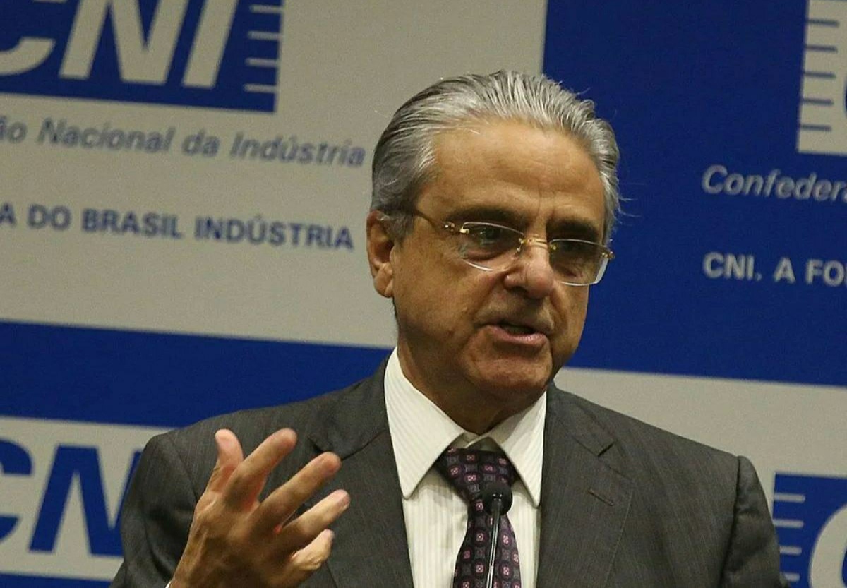 MPF denuncia nove pessoas por desvios em contratos do SESI-PE