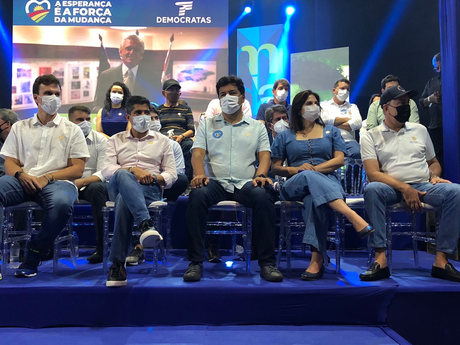 Podemos no palanque de Miguel Coelho