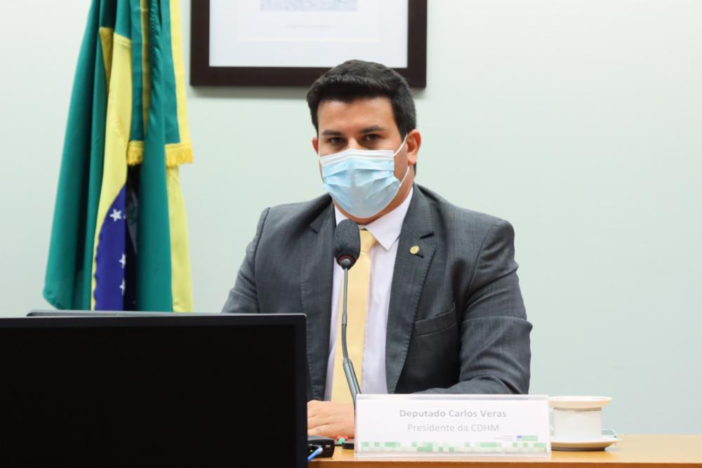 Veras propõe mais direitos a trabalhador resgatado de condições análogas à escravidão