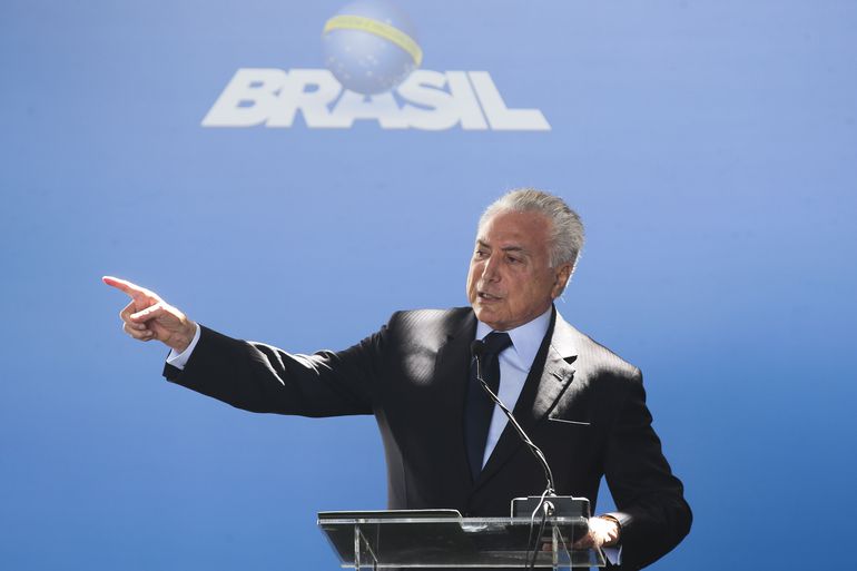 Cenário Político: o bombeiro do Planalto