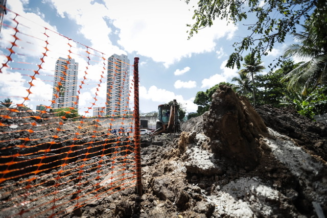 João Campos anuncia novo conjunto habitacional e creche