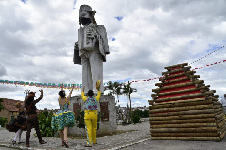 Caruaru fará novo pagamento do BEM São João