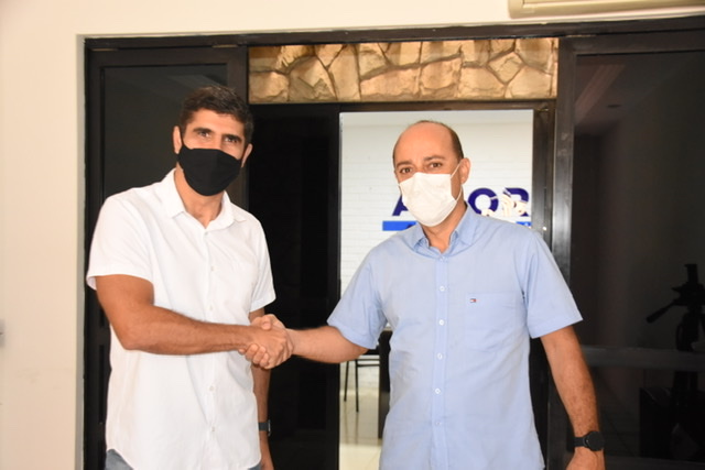 Ex-vereador de Caruaru oficializa apoio a Erick Lessa