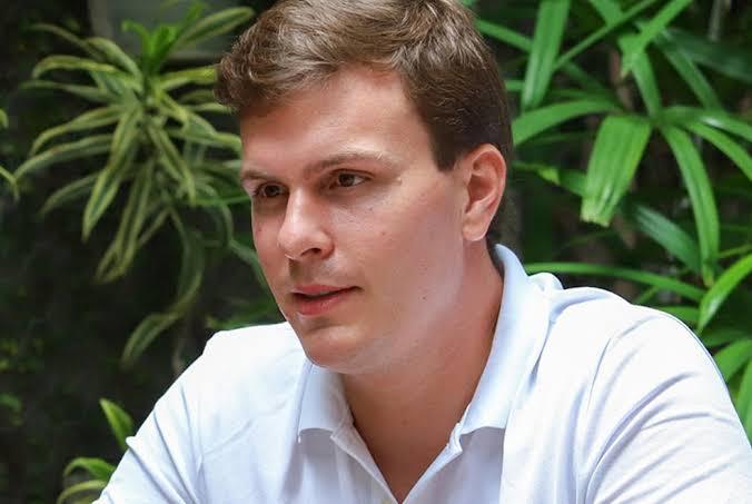 Cenário Político: Miguel na contramão de Bolsonaro