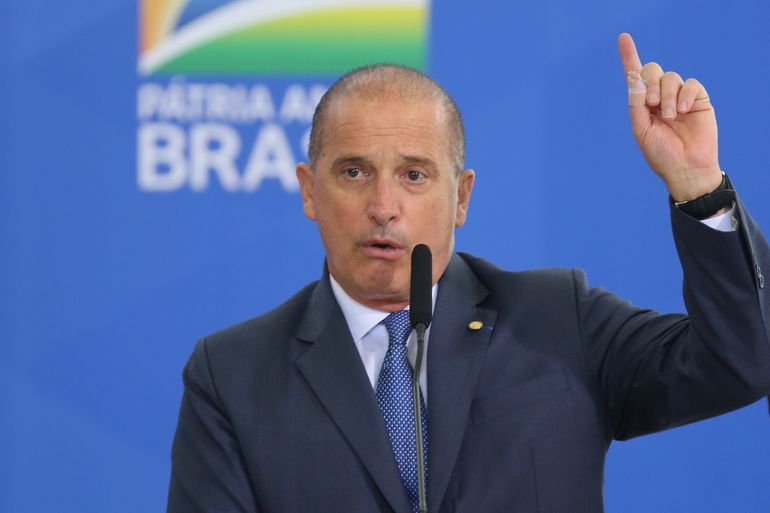 Onyx vota contra fusão entre DEM e PSL