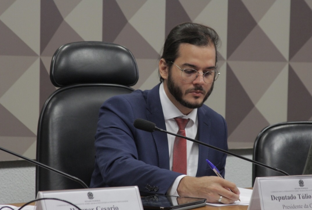 Túlio viaja à Roraima para apurar situação dos imigrantes